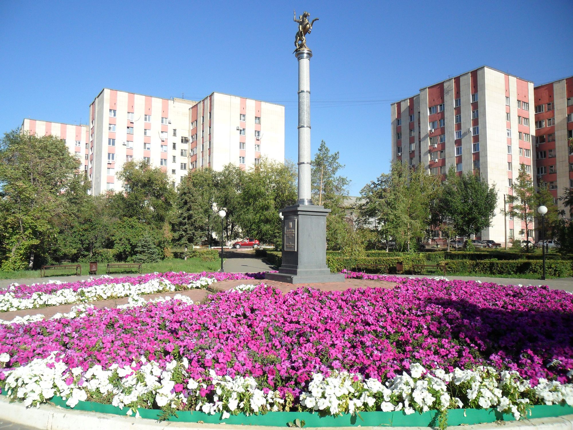 Памятник Советским воинам