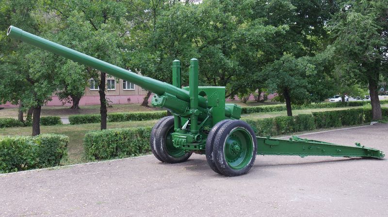 Сквер памяти Салмышского боя Сквер памяти Салмышского боя