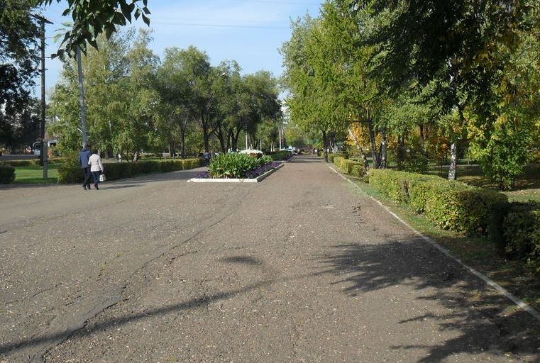 Сквер памяти Салмышского боя Сквер памяти Салмышского боя